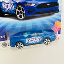 2025 Matchbox Candy Series Razzles 19 Ford Mustang Coupe azul