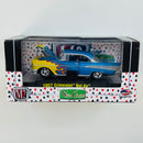 2012 M2 Machines Wild Cards Limited Edition 1957 Chevrolet Bel Air WC-04 azul metálico con flamasLlantas de Goma
