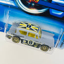 2005 Hot Wheels Ford Anglia 179 gris 10SP