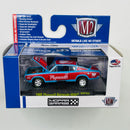 2015 M2 Machines Mopar Garage Limited Edition Walmart Exclusive 1968 Plymouth Barracuda HEMI WMTS02 celeste con rojo Llantas de Goma