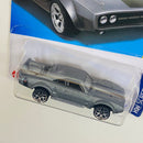 2024 Hot Wheels HW Screen Time The Fate Of The Furious Rápidos y Furiosos Ice Charger 1968 Dodge Charger R/T gris Y5