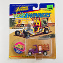 1996 Johnny Lightning Wacky Winners Limited Edition 1/17,500 Tom Daniel Root Beer Wagon morado