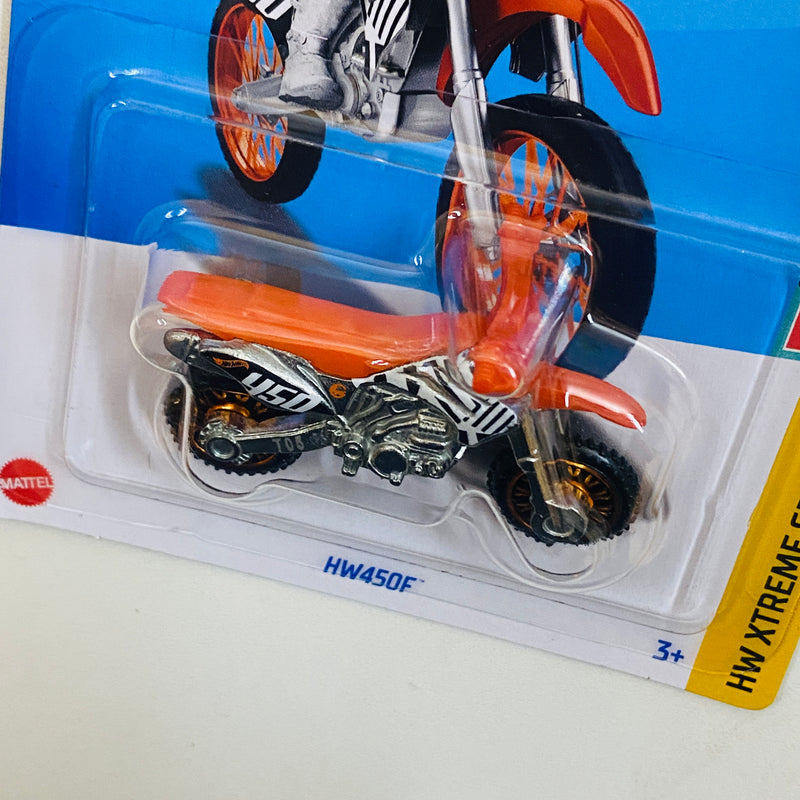 2024 Hot Wheels Let's Race NETFLIX HW Xtreme Sports HW450F naranja ORMC base ZAMAC