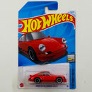 2024 Hot Wheels Factory Fresh Porsche 911 Carrera RS 2.7 rojo RSW