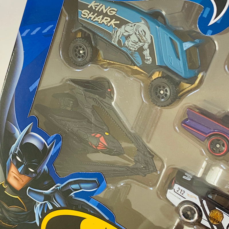 2024 Hot Wheels Multipack Exclusive Batman 10 Pack Set de 10 - Batwing, Arkham Knight Batmobile, 1966 TV Series Batmobile, 11 Dodge Charger R/T, Justice League Batmobile y más