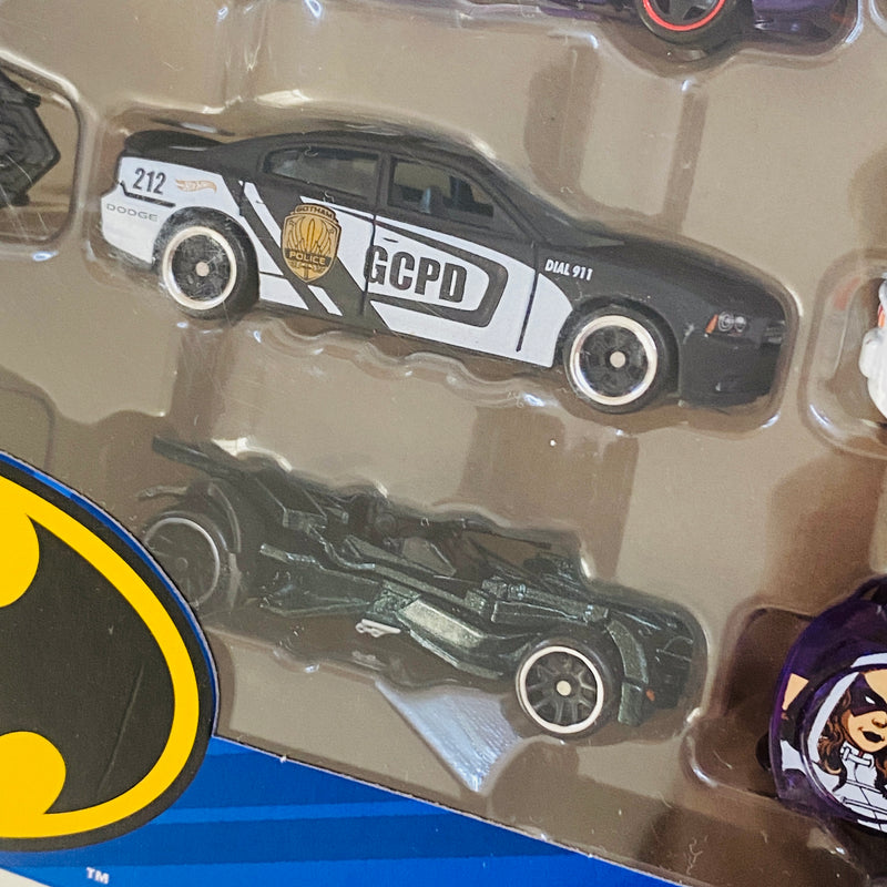 2024 Hot Wheels Multipack Exclusive Batman 10 Pack Set de 10 - Batwing, Arkham Knight Batmobile, 1966 TV Series Batmobile, 11 Dodge Charger R/T, Justice League Batmobile y más