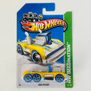 2013 Hot Wheels HW Imagination Semi-Psycho amarillo OH5