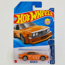 2025 Hot Wheels Wild Widebody BMW 635 CSi naranja E10SP Primera Edición