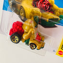 2026 Hot Wheels Experimotors Feline Lucky dorado 5SP