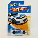 2012 Hot Wheels New Models Ford Falcon Race Car blanco 10SP Primera Edición