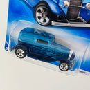 2008 Hot Wheels All Stars 32 Ford Delivery azul metálico con flamas 5SP base ZAMAC