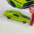 2016 Hot Wheels Kmart Collector's Day Then and Now 71 Dodge Challenger verde MC5
