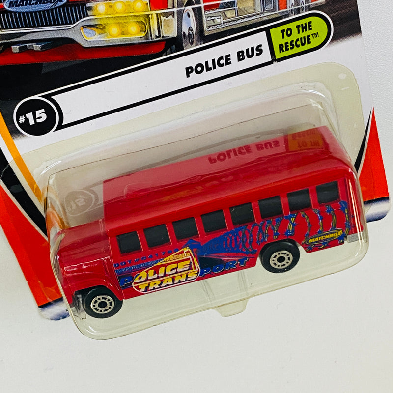 2002 Matchbox 50th Anniversary To The Rescue Wayne Lifeguard Police Bus rojo