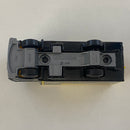 1997 Matchbox Volvo Container Truck 23 negro - Detalle Puerta Trasera