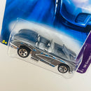 2007 Hot Wheels Engine Revealers 58 Corvette Chevrolet gris metálico 5SP