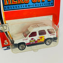 2002 Matchbox Hero City Nissan Xterra blanco con Apertura de Maletero