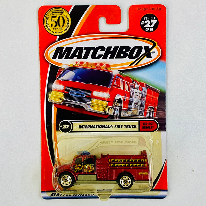 2002 Matchbox 50th Anniversary Red Hot Heroes International Fire Truck rojo metálico Bombero - Detalle Burbuja
