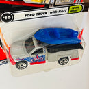 2002 Matchbox CHASE de Edición Limitada 1/10,000 50th Anniversary To The Rescue Ford Truck with Raft plata metálico con Tolva Inclinable y Bote