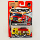 2002 Matchbox Airport Alarm Mack Auxiliary Power Truck amarillo con rojo Bombero con Paneles de Luces Móviles
