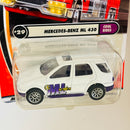 2002 Matchbox 50th Anniversary Cool Rides Mercedes Benz ML 430 blanco