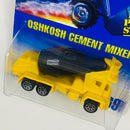 1996 Hot Wheels Oshkosh Cement Mixer 269 amarillo 7SP