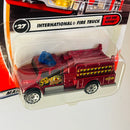 2002 Matchbox 50th Anniversary Red Hot Heroes International Fire Truck rojo metálico Bombero - Detalle Burbuja