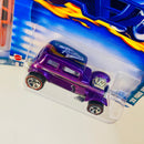 2002 Hot Wheels Red Lines Series Colección Set de 4 - 32 Ford Lil' Coffin The Demon, Classic 32 Ford Vicky, Side Kick, Chevy Nomad