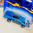 2002 Hot Wheels Red Lines Series Colección Set de 4 - 32 Ford Lil' Coffin The Demon, Classic 32 Ford Vicky, Side Kick, Chevy Nomad