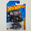 2023 Hot Wheels 30th Anniversary Mooneyes Edition Surf's Up Volkswagen Kool Kombi gris AD - Detalle de Piocha