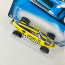 2003 Hot Wheels MOONEYES Alt Terrain Lakester 178 amarillo PR5