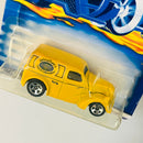 2001 Hot Wheels Anglia Panel Ford 097 amarillo 5SP