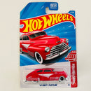 2026 Hot Wheels Red Edition Target Exclusive 47 Chevy Fleetline rojo 5SP