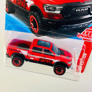 2025 Hot Wheels Red Edition Target Exclusive 2020 Ram 1500 Rebel Dodge rojo BLOR