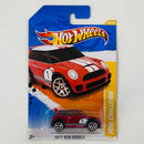 2011 Hot Wheels New Models Mini Cooper S Challenge rojo Y5 Primera Edición
