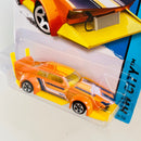 2015 Hot Wheels HW City Mad Manga naranja 5SP