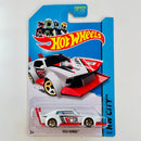 2014 Hot Wheels HW City Mad Manga blanco 5SP