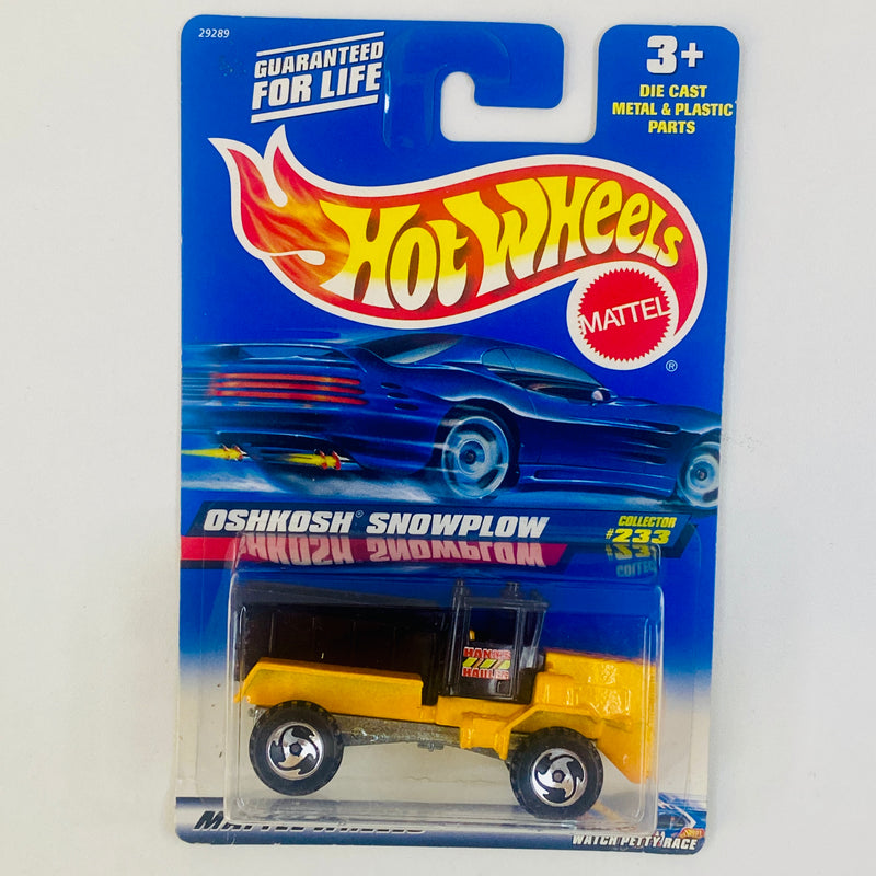 2000 Hot Wheels Oshkosh Snowplow 233 amarillo SB base ZAMAC