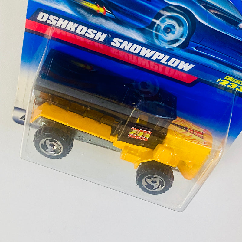 2000 Hot Wheels Oshkosh Snowplow 233 amarillo SB base ZAMAC