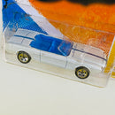 2011 Hot Wheels New Models 63 Ford Mustang II Concept blanco 5SP Primera Edición - Detalle Tarjeta