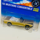 1996 Hot Wheels 65 Mustang Convertible 455 dorado metálico 3SP base ZAMAC