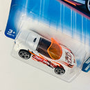 2004 Hot Wheels Track Aces Chevrolet Corvette Sting Ray III 168 blanco con flamas PR5