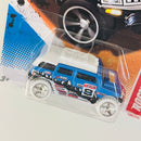 2011 Hot Wheels Thrill Racers Ice Rockster azul 5SP