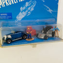 1997 Hot Wheels Action Pack Home Improvement Mejorando la Casa Diorama Set - 33 Ford Convertible, Dixie Chopper