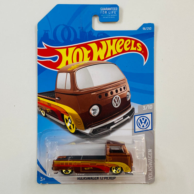 2019 Hot Wheels Volkswagen T2 Pickup marrón metálico 5SP