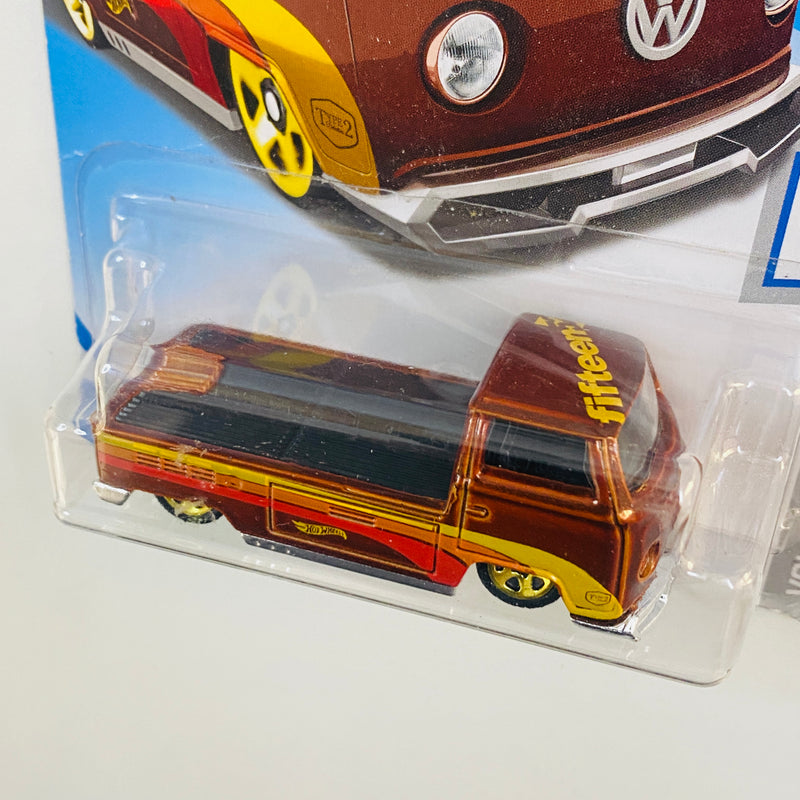 2019 Hot Wheels Volkswagen T2 Pickup marrón metálico 5SP