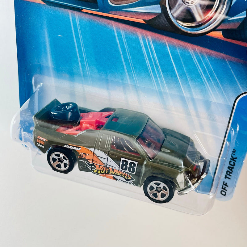 2005 Hot Wheels Off Track 159 verde 5SP base ZAMAC