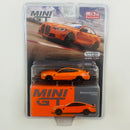 2023 Mini GT MiJo Exclusives 1:64 Limited Edition 1/2400 BMW M4 M-Performance Fire Orange naranja Llantas de Goma