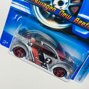 2005 Hot Wheels Volkswagen New Beetle Cup gris metálico PR5
