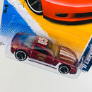 2012 Hot Wheels HW Main Street 11 Corvette Grand Sport Chevrolet rojo Bombero MC5