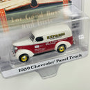 2019 Greenlight Limited Edition Norman Rockwell Navidad 1939 Chevrolet Panel Truck blanco con rojo Llantas de Goma